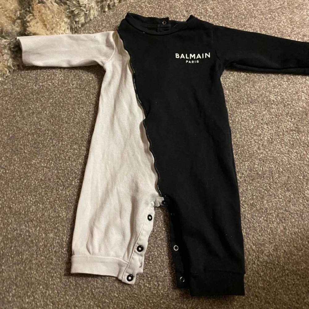 balmain baby grow 🤍🖤